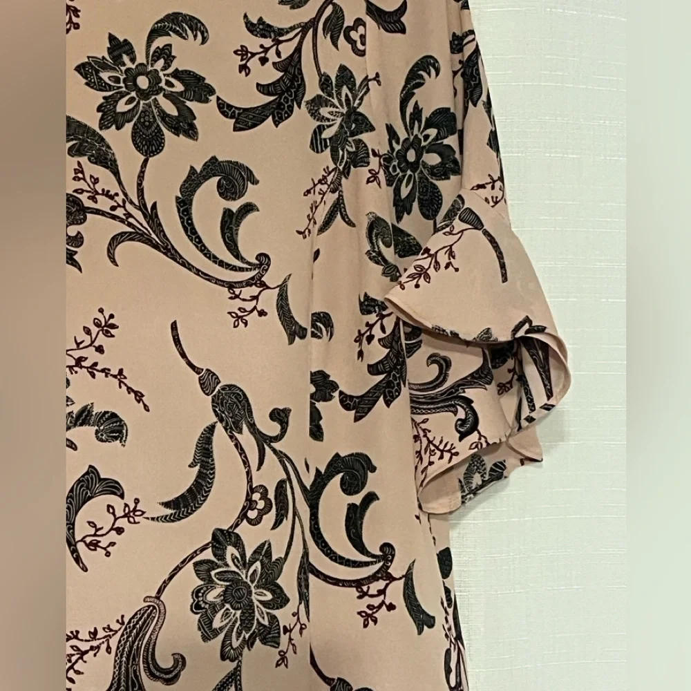 Liz Claiborne Pink Floral Short Ruffle Sleeve Blouse Women's Size Medium - Picture 3 of 13